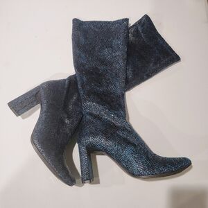 Elegant Blue Snake Skin Designs Knee-High Boots Size 9